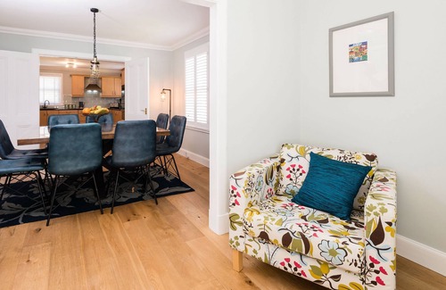 Pitlochry House | Glen Tilt House - sleeps 8 guests in 4 bedrooms