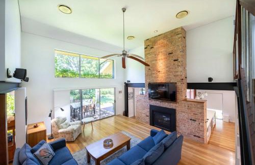 Dubbo House | Glenabbey - Lap & Plunge Pool, Close to Zoo