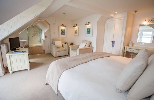 Lamlash Hotel | Glenisle Hotel