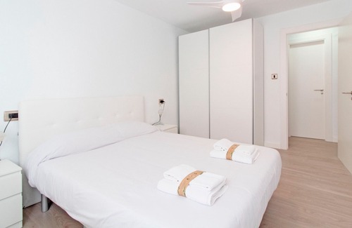 Sagunto Apartment | Global Properties: Beachfront apartment, Puerto de Sagunto