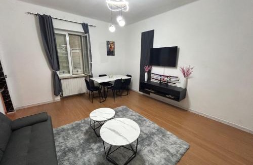 Vezzano Ligure Apartment | Gloria Appartamento