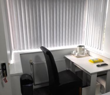 Cofton Hackett House | Glorious BnB Longbridge