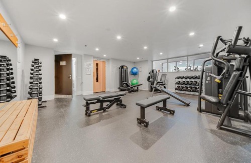 City West Apartment | Glorious Central Canberra 1-Bed with Pool & Sauna