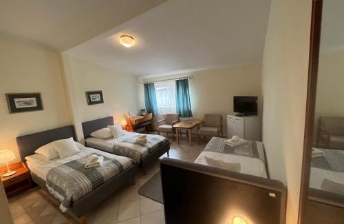 Gizycko Hotel | Gościniec Jantar
