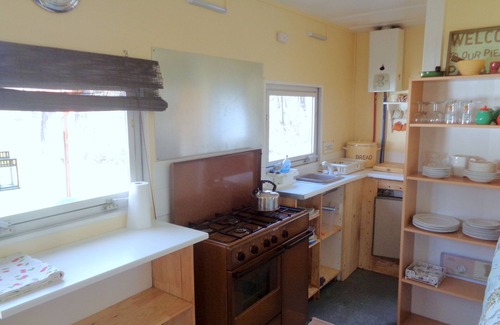 Saint-Vincent-Jalmoutiers Cabin | Go wild Cabin Camping & Fishing Private Lake & Forest. Dog Heaven !