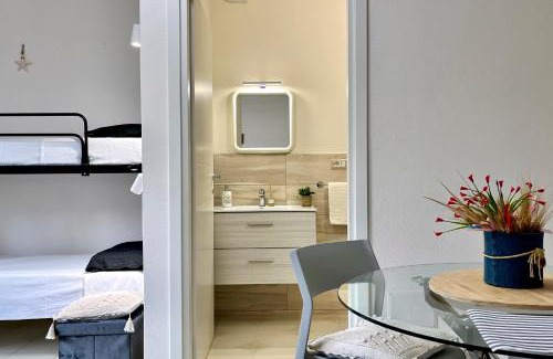 Solanas House | Gocciadoro guest apartment