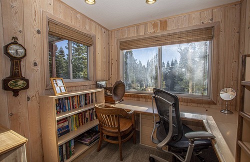 Tahoma House | Goetzl by Hauserman Rental Group