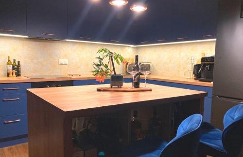 Grunwald Apartment | Gold Apart - podziemny garaż Blisko stadionu i lotniska - Wygoda, styl i komfort