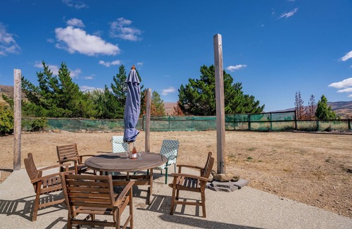 Bannockburn House | Gold Miners Cottage - Bannockburn Holiday Home