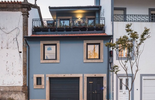 Aldoar Foz do Douro e Nevogilde Villa | Golden Holidays by Rogério Samora - Luxury Villa and Art Gallery
