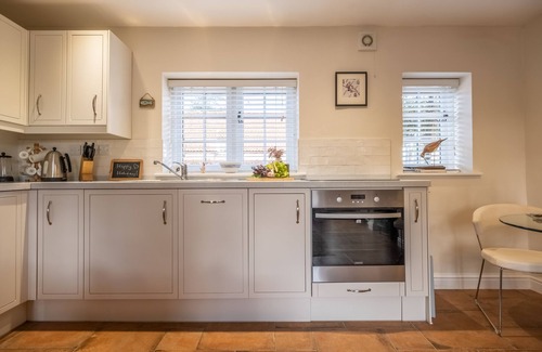 Deepdale Cottage | Goldfinch, Burnham Norton, Norfolk