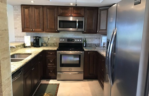 Biggar Condo | Golf Course Veiw Overlooking Lake