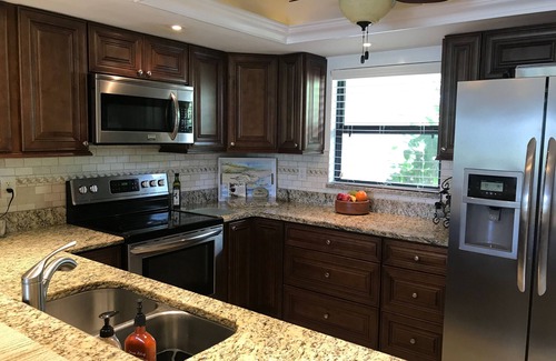 Biggar Condo | Golf Course Veiw Overlooking Lake