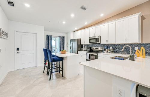 Immokalee Apartment | Golf Course View and Screened Patio Ave Maria Condo
