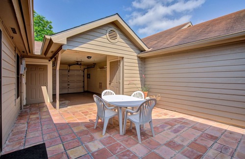 Palm Valley House | Golf, Quiet, king and Queen Suite, Winter Texans, Seasonal, Monthly Rentals