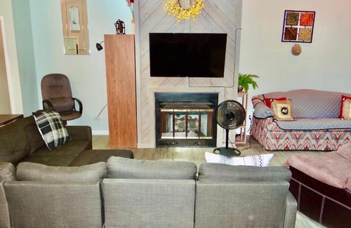 Litchfield by the Sea House | Golfers Dream 3 Bed 2 and Half Bath off Litchfield CC