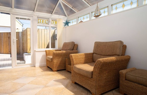 Aberporth House | Golwgfor Seaview by Aberporth Beach Holidays