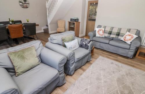 Porth House | Golygfa Bryn
