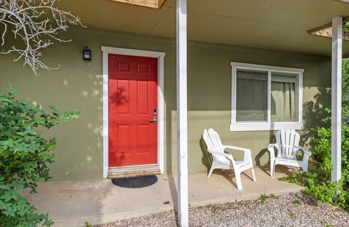Spearfish Apartment | Good 2 Go at L Rancho Court