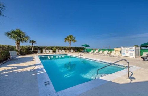 Fort Morgan Condo | Good Times & Tan Lines-steps to the beach!