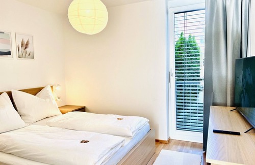 Schwarzach Apartment | ☆GOOD VIBES: Modern & Stylish: Sundowner for 2