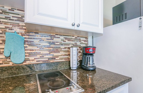 Treasure Island House | Gorgeous 2 br 2 ba Waterfront Condo!