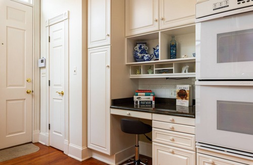 Dupont Circle House | Gorgeous 4 LVL Townhome on Quiet Side Street off Embassy Row