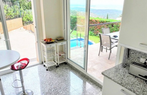 Castell-Platja d'Aro Villa | Gorgeous and Serene Villa with Pool and Sea view 😊