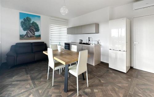 Grottaglie Apartment | Gorgeous Apartment In Grottaglie