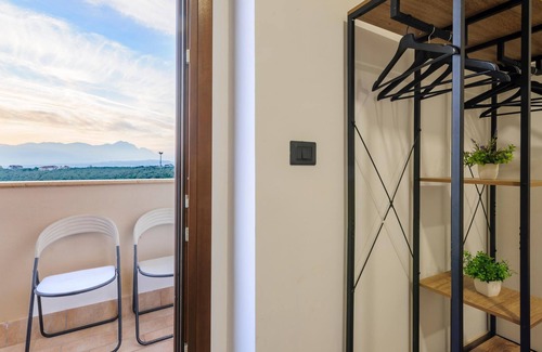 Moscufo Apartment | Gorgeous apartment in Moscufo with WiFi