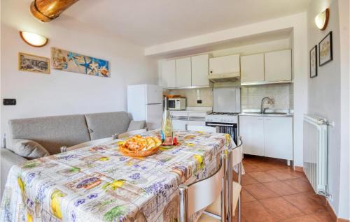Semorile Apartment | Gorgeous Apartment In Zoagli With Wifi