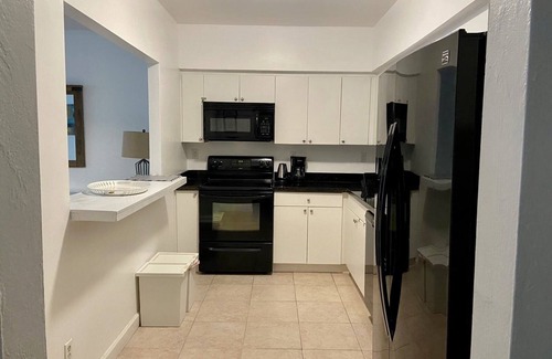 Sunny Isles Beach Apartment | Gorgeous Apt Across the Beach Sunny Isles STR12712 1brd+Den