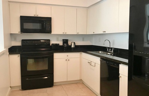 Sunny Isles Beach Apartment | Gorgeous Apt Across the Beach Sunny Isles STR12712 1brd+Den