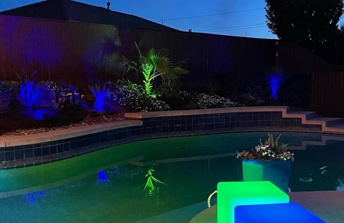 Redding House | Gorgeous backyard oasis with all of the comforts of home, the W has it all!