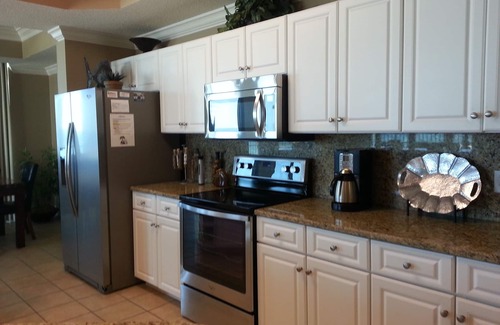 Orange Beach East Condo | Gorgeous Beachfront Condo! 3BR/3.5BA in Phoenix 9