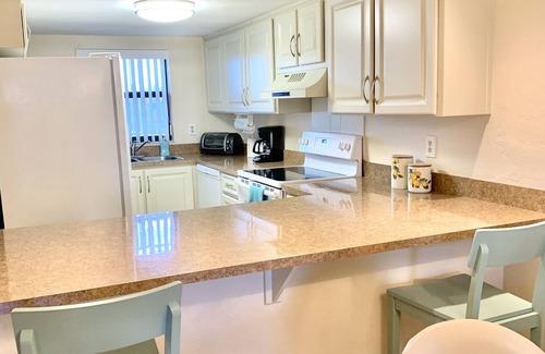 Ocean View Halifax Estates Condo | Gorgeous Condo Steps From the Beach!