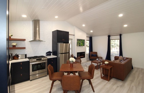 Angel Fire Cabin | Gorgeous cabin in the woods, king bed, fire pit, A/C