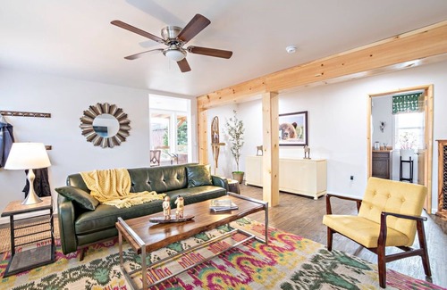 Haines Condo | Gorgeous Chilkat Tower #1, 2BR Condo, downtown