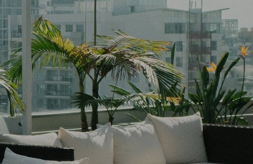 Chinatown Apartment | Gorgeous Downtown 1BR w/W/D & Gym, nr Greenway, by Blueground