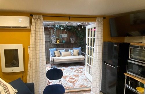 Alta Mesa Apartment | Gorgeous Garden Apartment - Private Near All