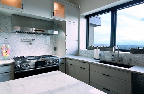 Holladay House | Gorgeous Getaway near SLC & Ski