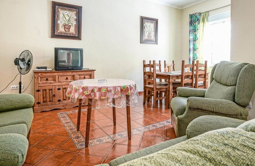 Algamitas House | Gorgeous home in Algamitas with WiFi