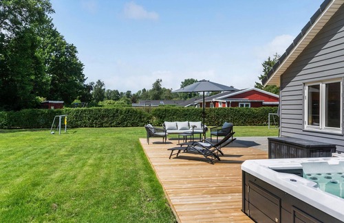 Dannemare House | Gorgeous home in Dannemare with sauna
