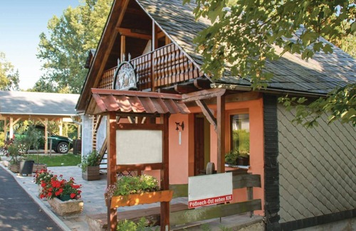 Gleima House | Gorgeous home in Gleima with kitchen