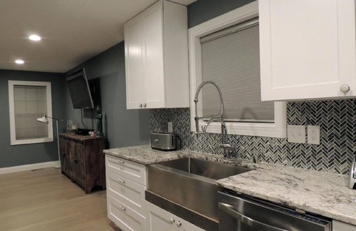 Northeast Minneapolis Arts District House | Gorgeous Home in Heart of Northeast's Art District! Just 10 min from Downtown!