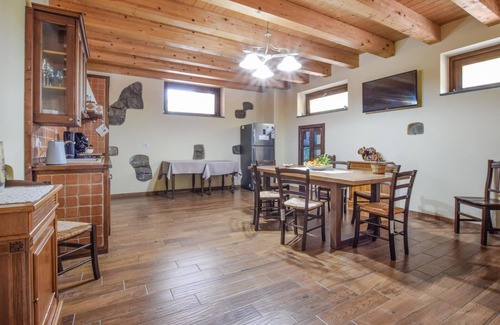 Mitogio House | Gorgeous home in Motta Camastra