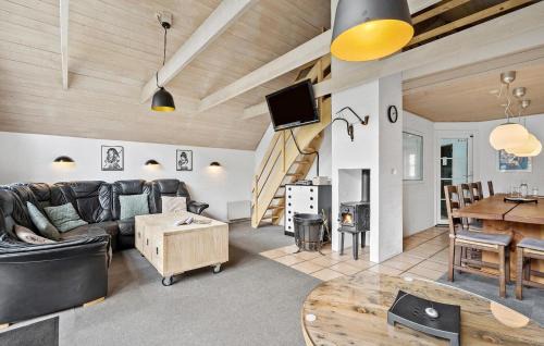 Houstrup House | Gorgeous Home In Nørre Nebel With Sauna