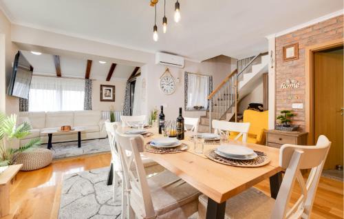Breznik Plesivicki House | Gorgeous Home In Plesivica With Sauna