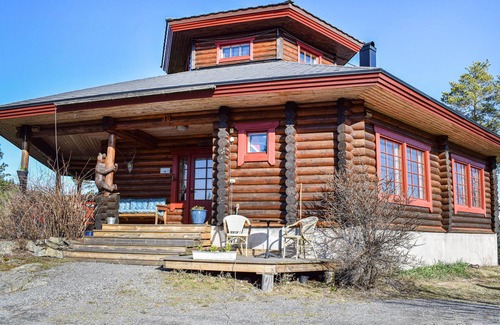 Vegarshei House | Gorgeous home in Vegårshei with WiFi