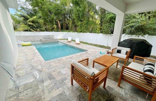 Ballast Point House | Gorgeous Home w/Huge Salt-Water POOL & SPA